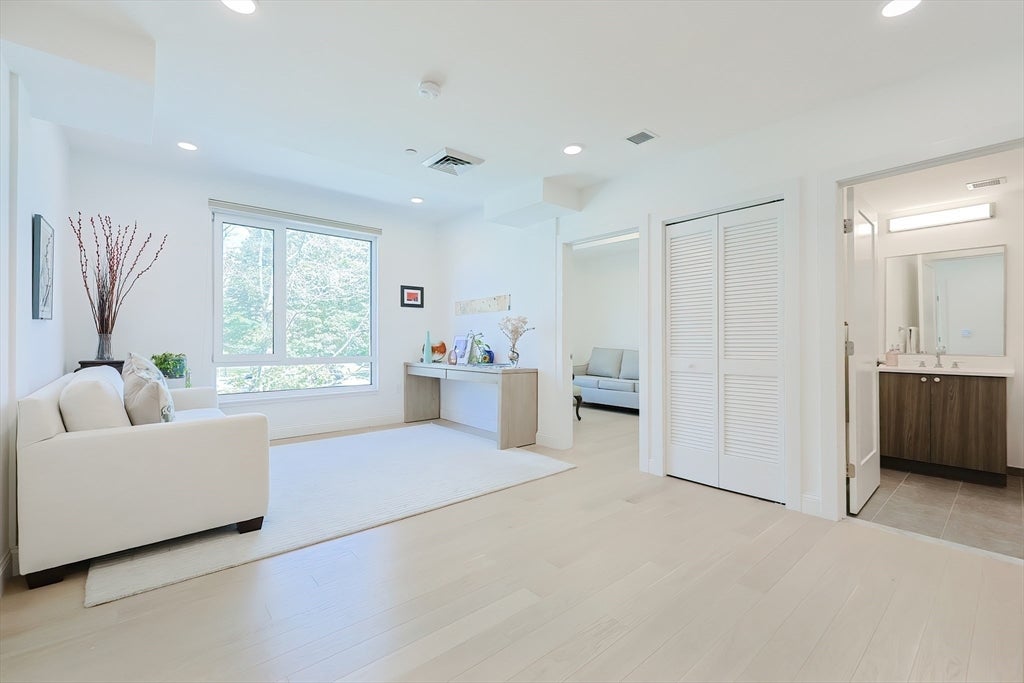 368 Pleasant St #204, Malden, MA, 368 Pleasant St #204, Malden, MA Photo #16