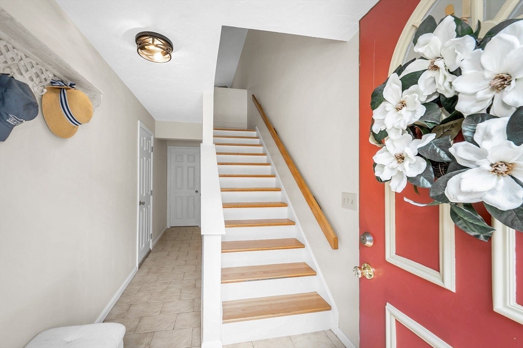 80 Heritage Dr 80