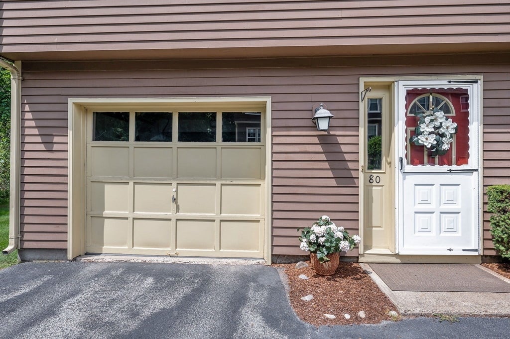 80 Heritage Dr 80