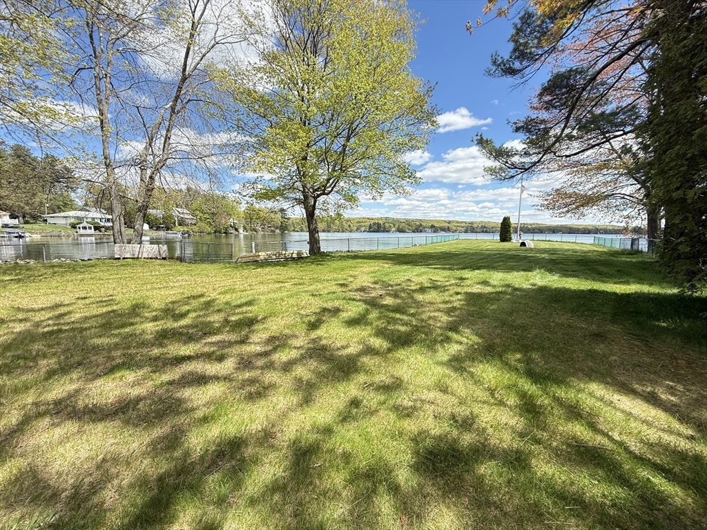 20 Indian Point Rd, Webster, MA Photo #30