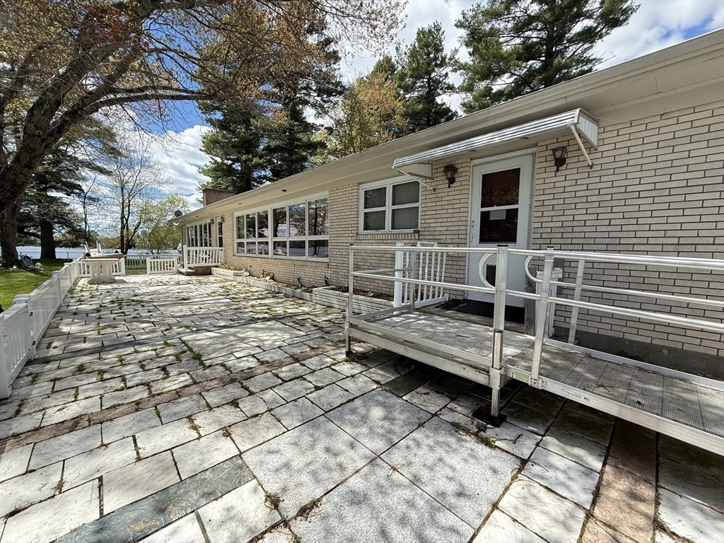 20 Indian Point Rd, Webster, MA Photo #37