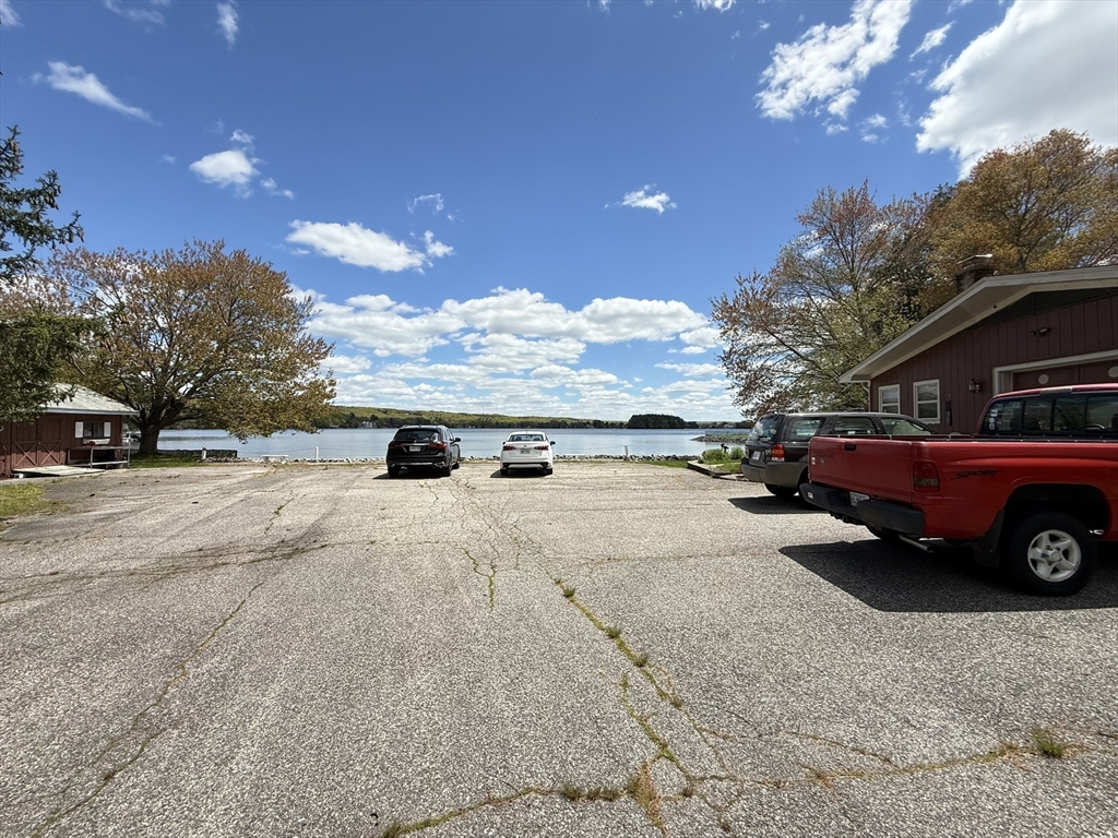 20 Indian Point Rd, Webster, MA Photo #32