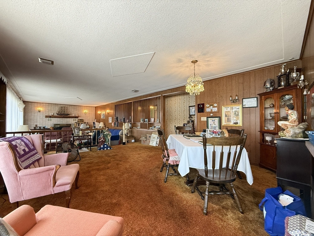 20 Indian Point Rd, Webster, MA Photo #9