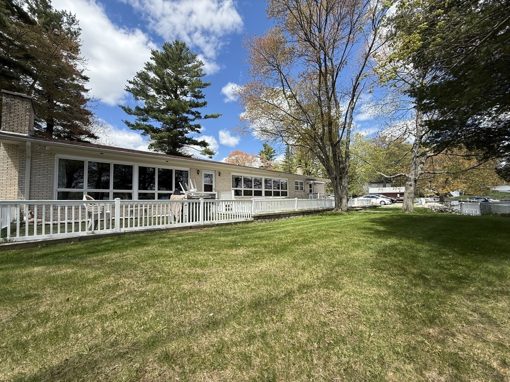 20 Indian Point Rd, Webster, MA Photo #38