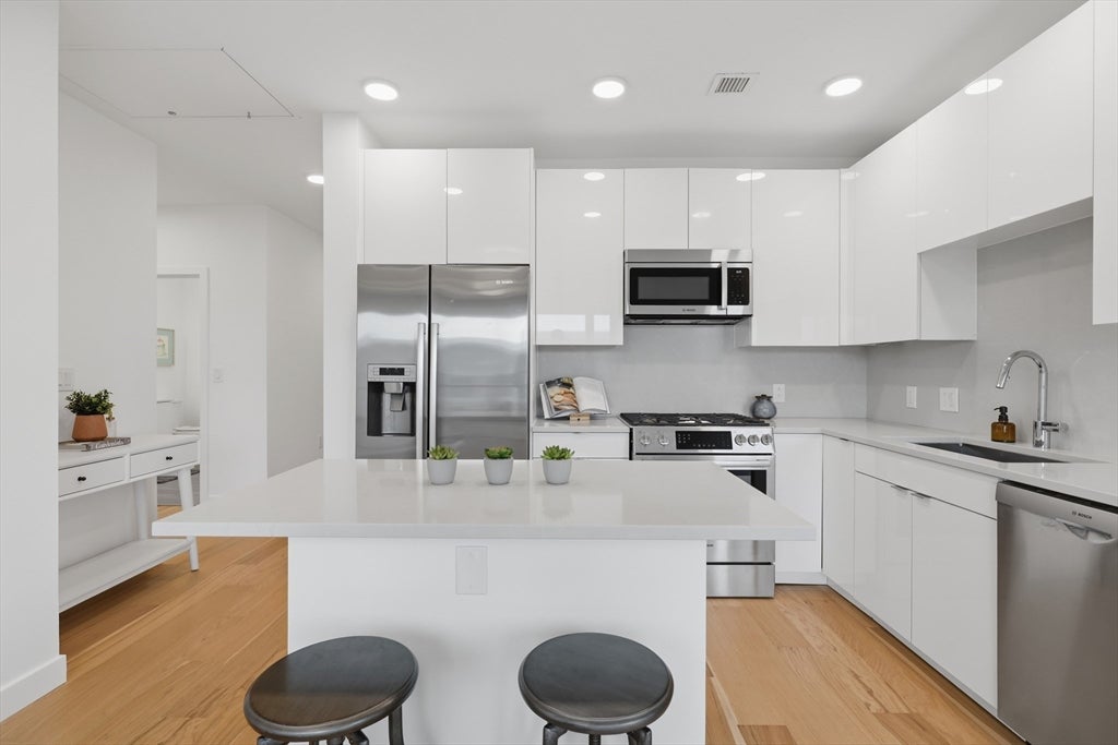 45 Lewis St #501, Boston, MA, 45 Lewis St #501, Boston, MA Photo #3