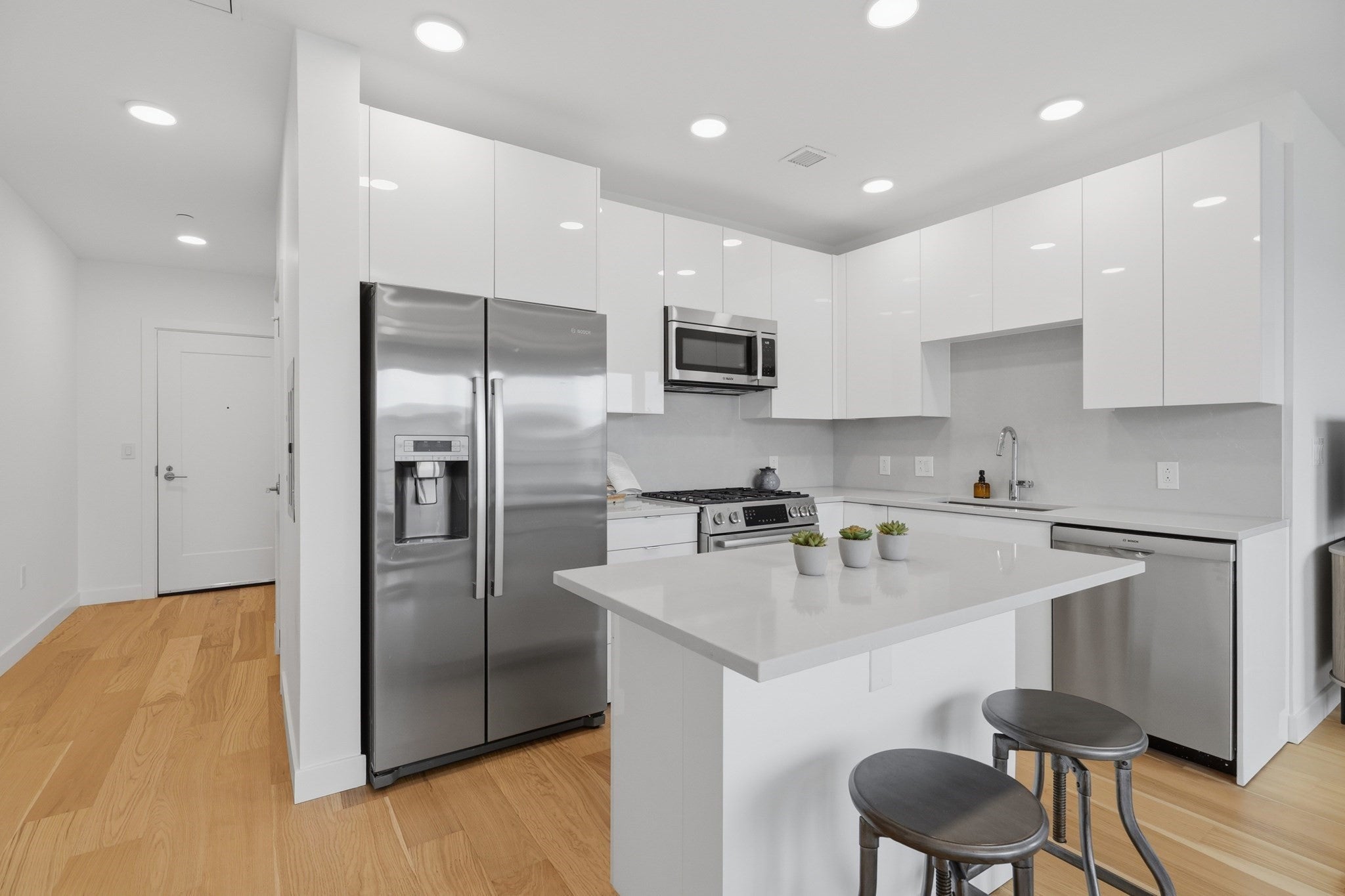 45 Lewis St 501