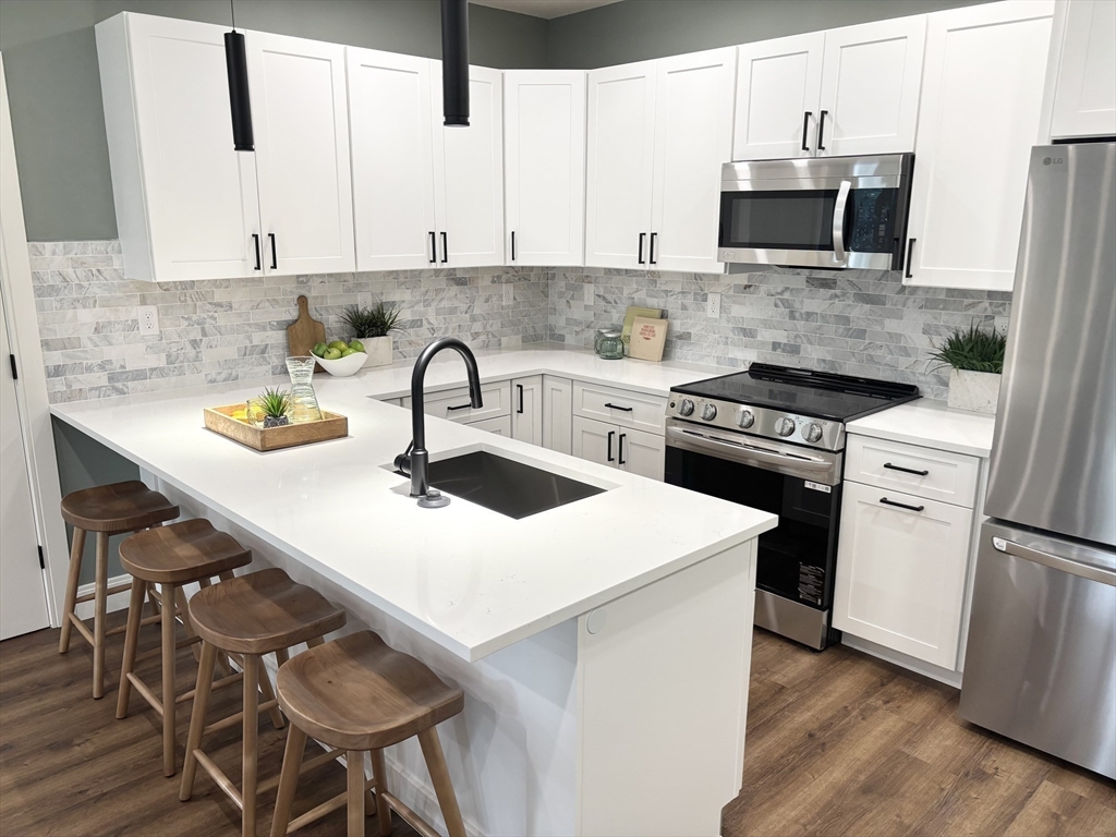 1391 Main Street 304