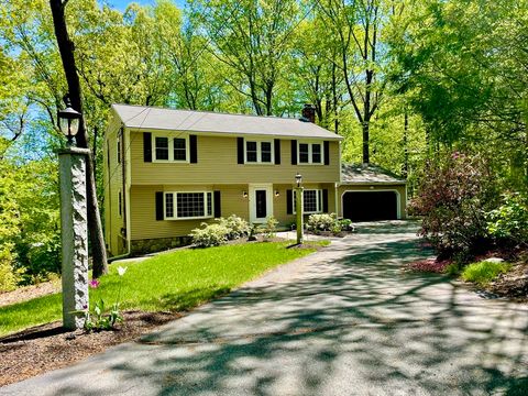 4 Kevin Cir Framingham MA 01701
