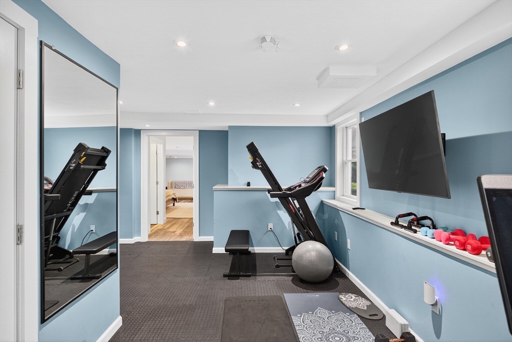 Duxbury, Massachusetts 02332, United States, 5 Bedrooms Bedrooms, ,6 BathroomsBathrooms,Residential,Active,234771