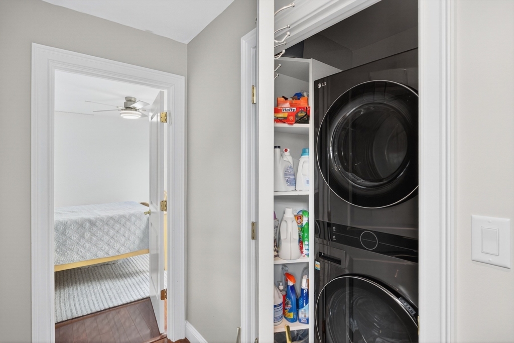 Duxbury, Massachusetts 02332, United States, 5 Bedrooms Bedrooms, ,6 BathroomsBathrooms,Residential,Active,234771