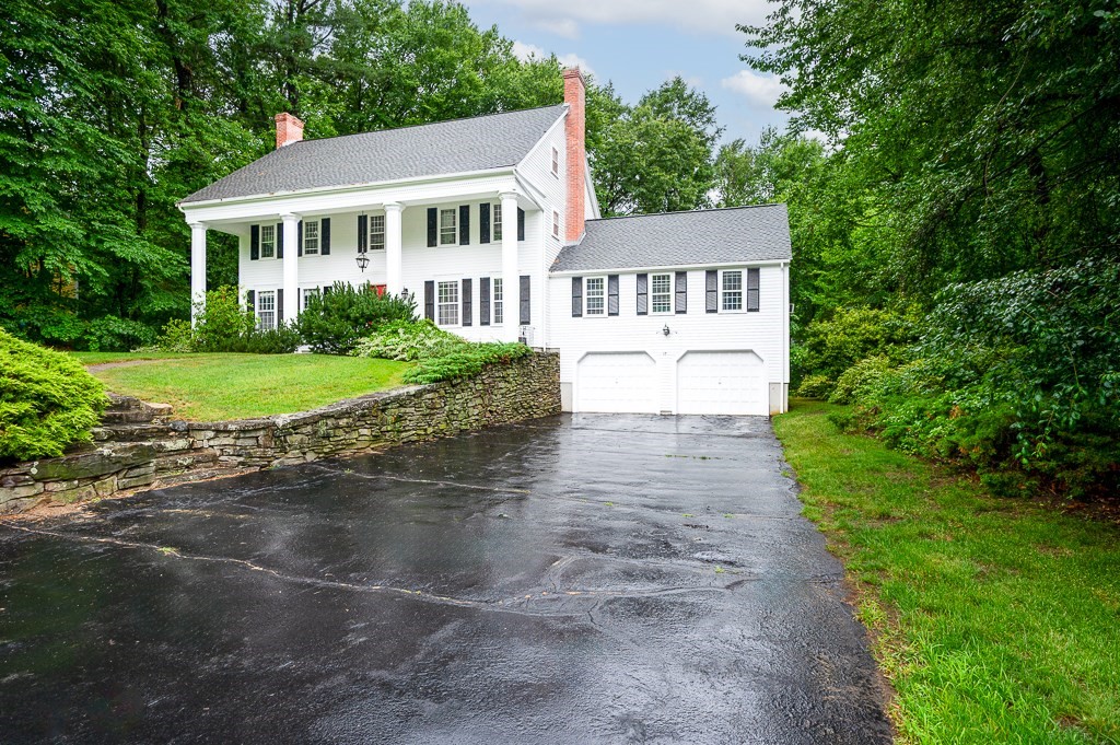 17 Olde Coach Road
