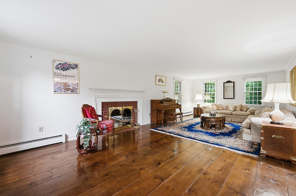 17 Olde Coach Road