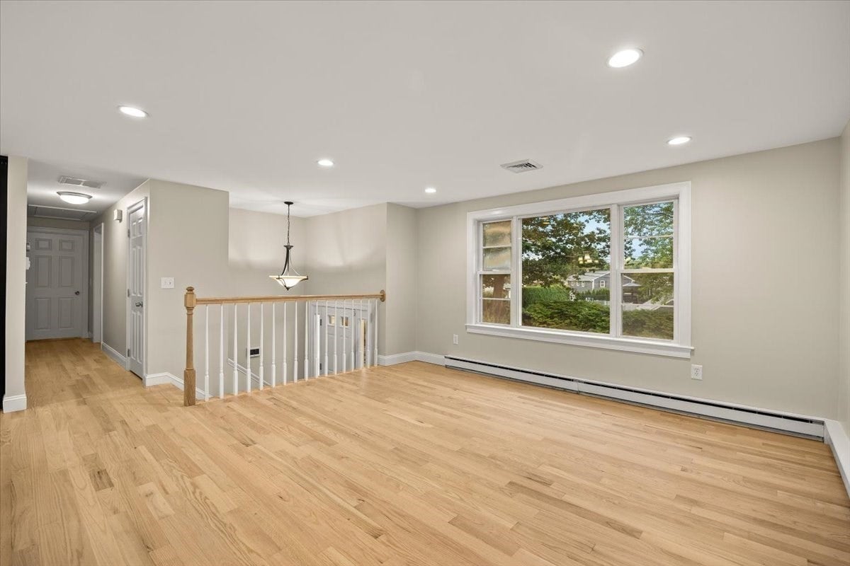 7 Barbara Road, Taunton, MA Photo #11