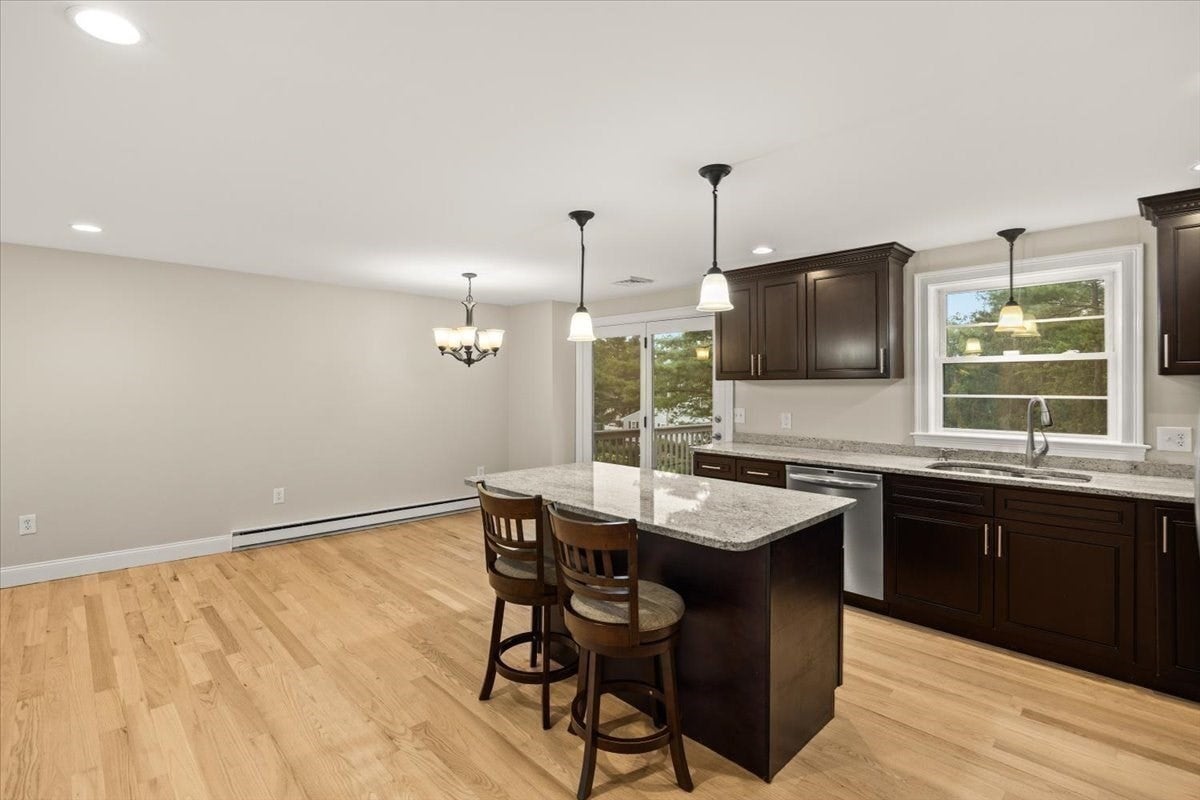 7 Barbara Road, Taunton, MA Photo #15