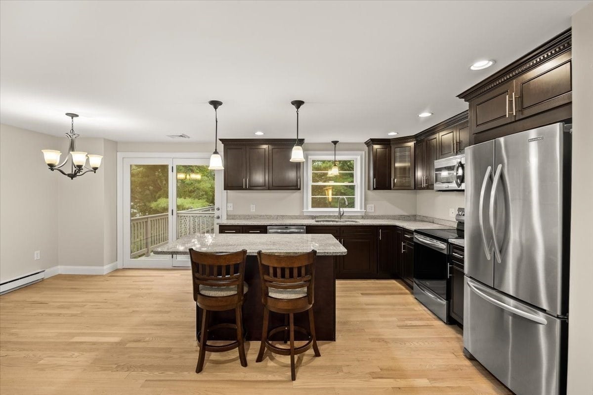 7 Barbara Road, Taunton, MA Photo #13