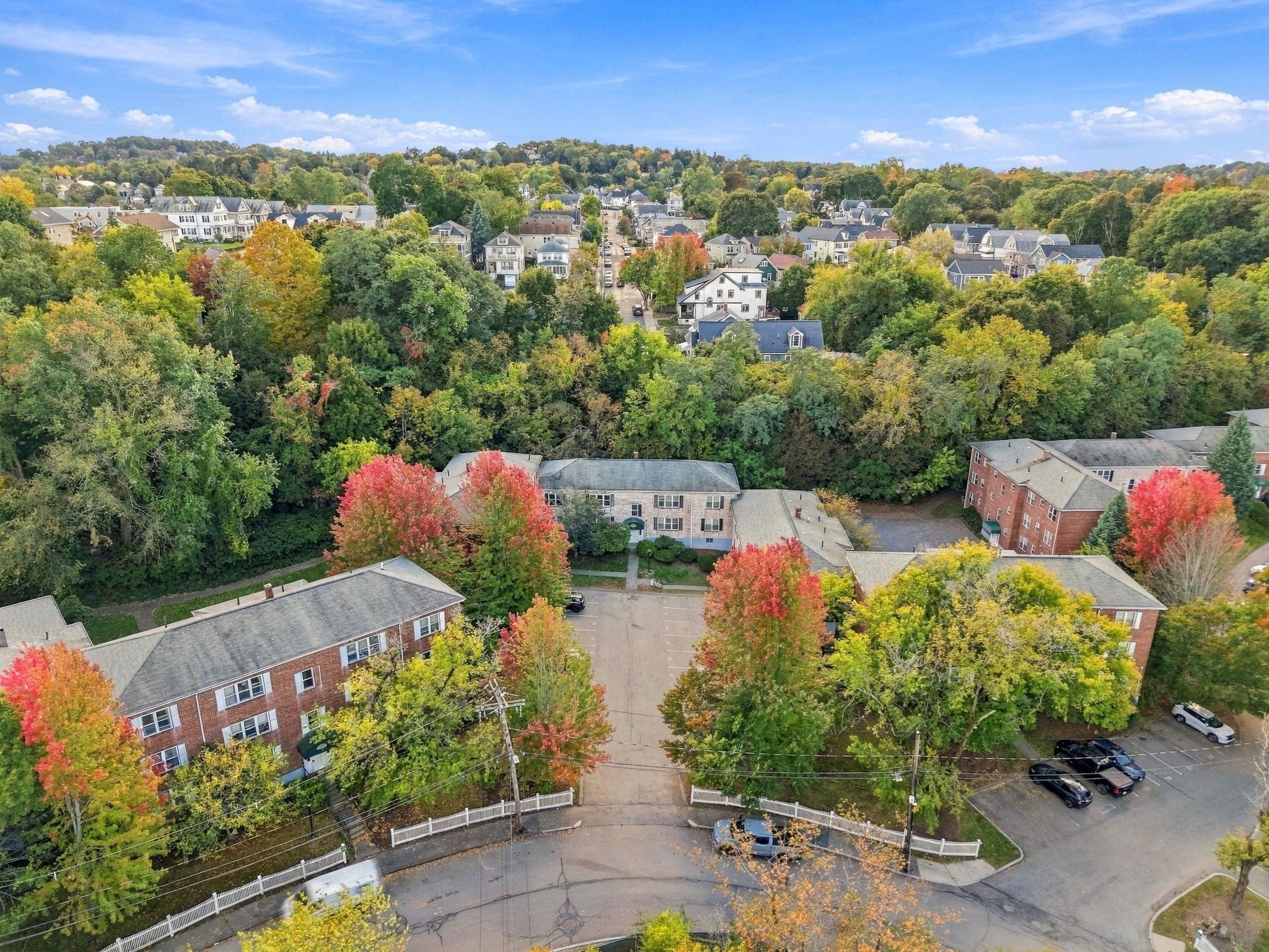 160 Newton St 3