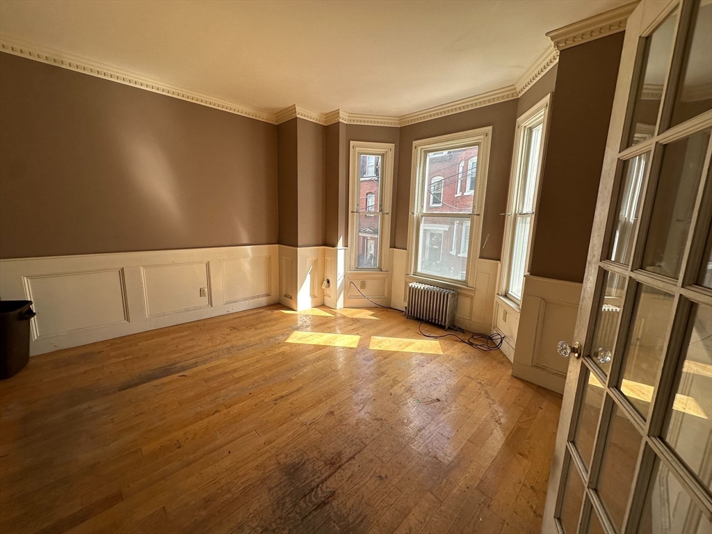 11 Pacific St