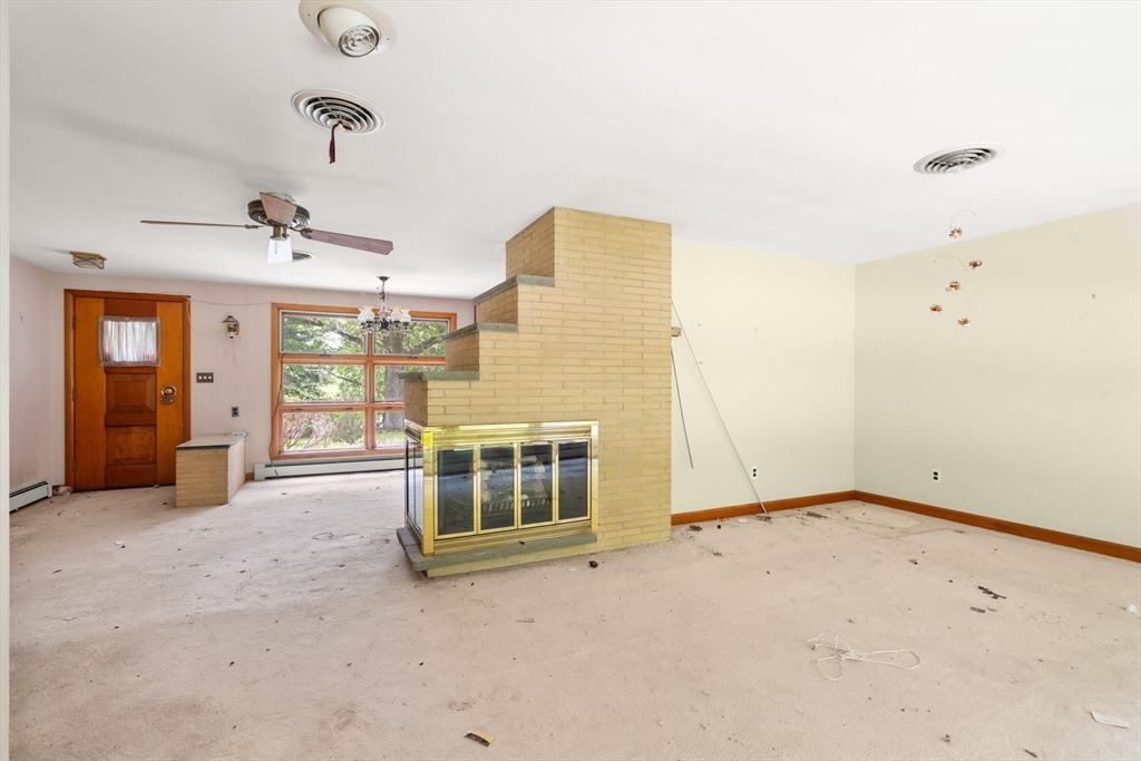 260 Landham Rd