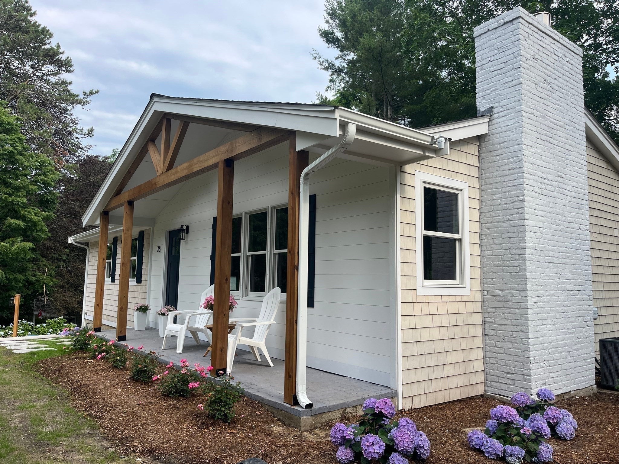 76 Sippewissett Rd