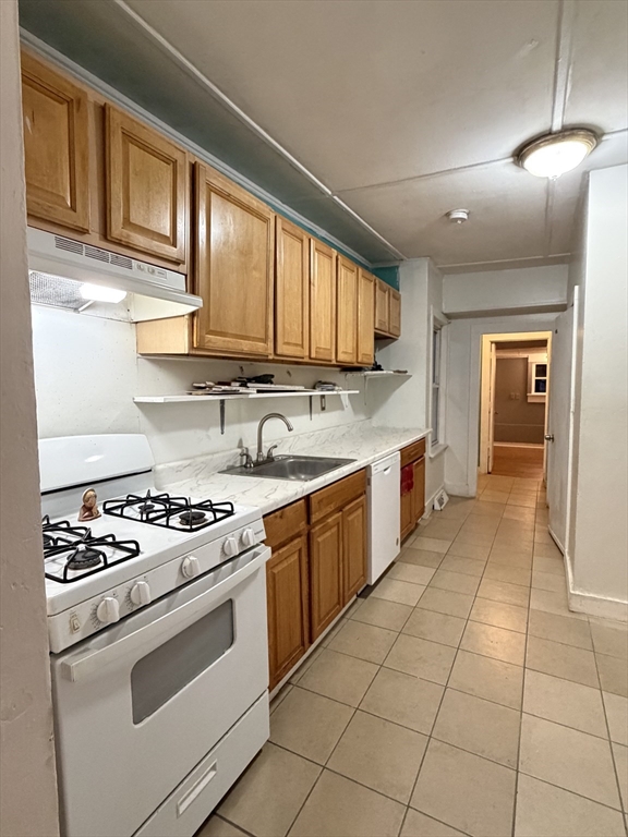 32-34 Sherman St