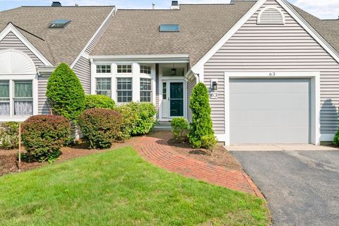 63 Hidden Bay Dr 63 Dartmouth MA 02748