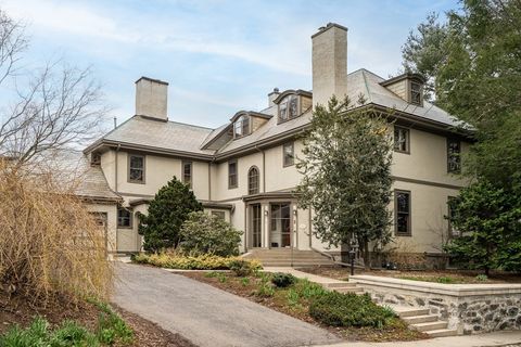 Single Family Residence in Watertown MA 19 Garfield St.jpg