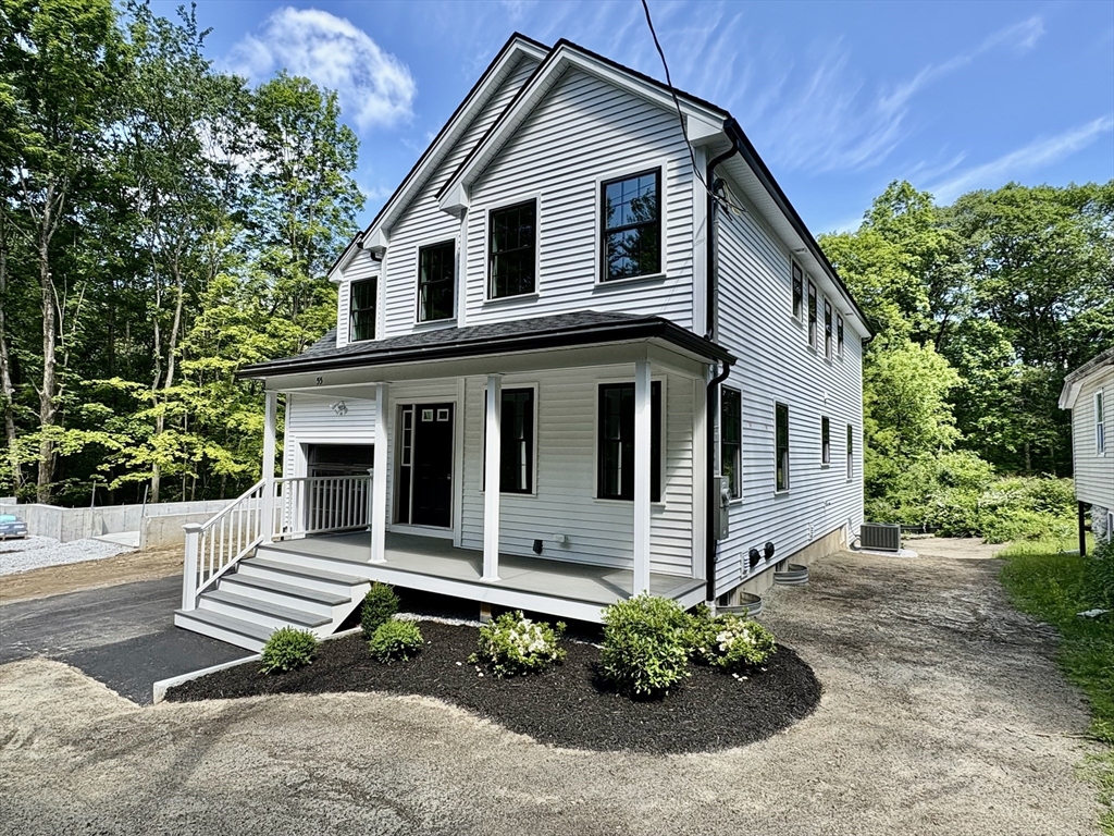 55 Richardson Street