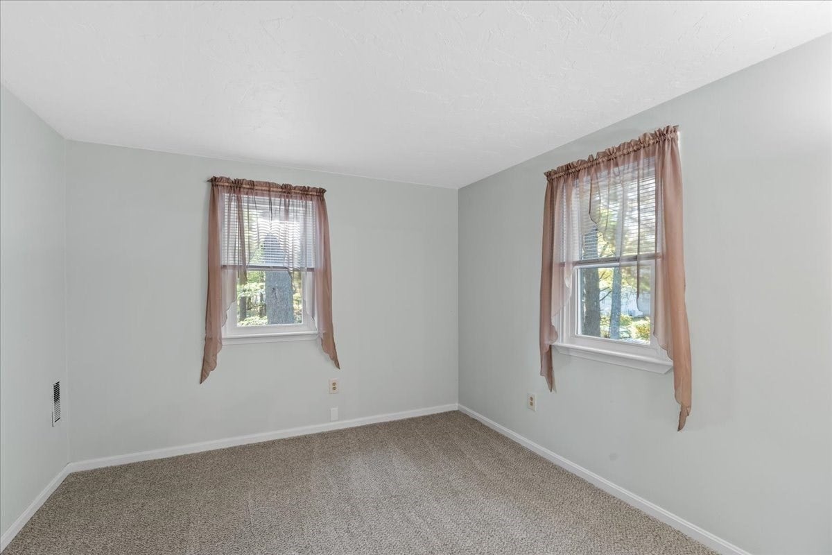 528 Spring St, Hanson, MA Photo #21