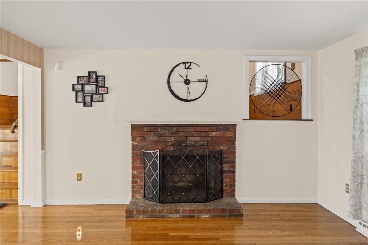 528 Spring St, Hanson, MA Photo #7