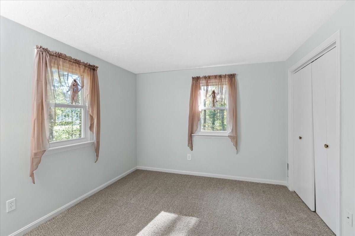 528 Spring St, Hanson, MA Photo #20