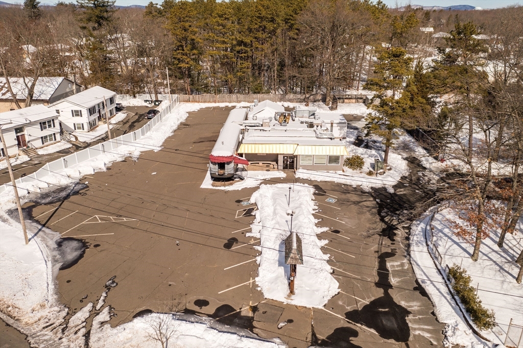 Chicopee, Massachusetts 01020, United States, ,2 BathroomsBathrooms,Commercial,Active,264