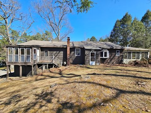 Photo of 38 Beach Ave, Sturbridge, MA 01566 (MLS # 73499875)