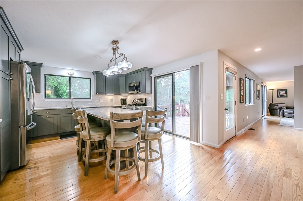 9 Country Club Ln A
