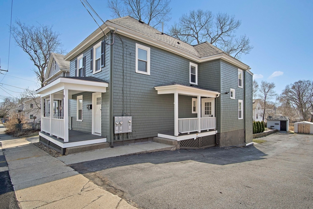 96 Bridge St