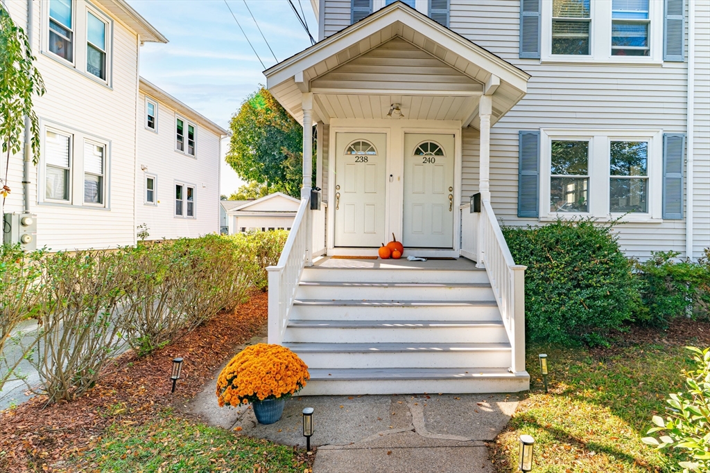 238 Arlington St 238