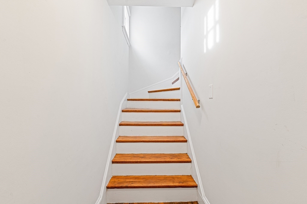 238 Arlington St 238