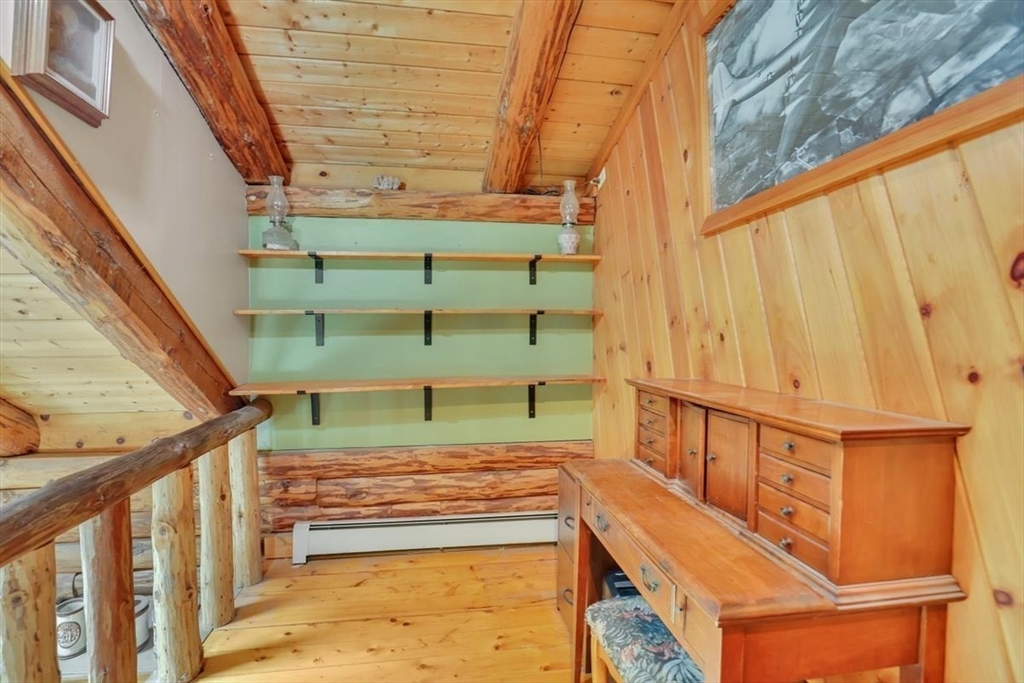 41 Woronoco Rd, Blandford, MA Photo #16