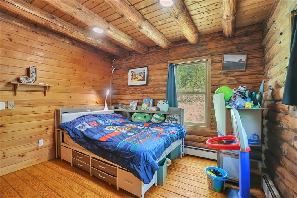 41 Woronoco Rd, Blandford, MA Photo #10