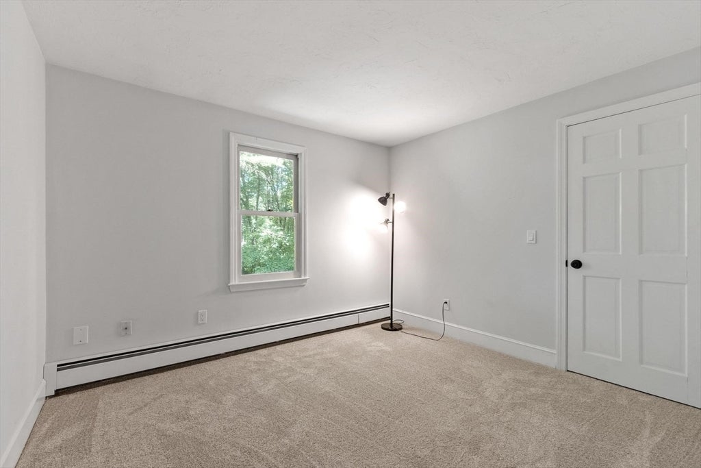 75 Elmwood Rd, Lunenburg, MA, 75 Elmwood Rd, Lunenburg, MA Photo #33