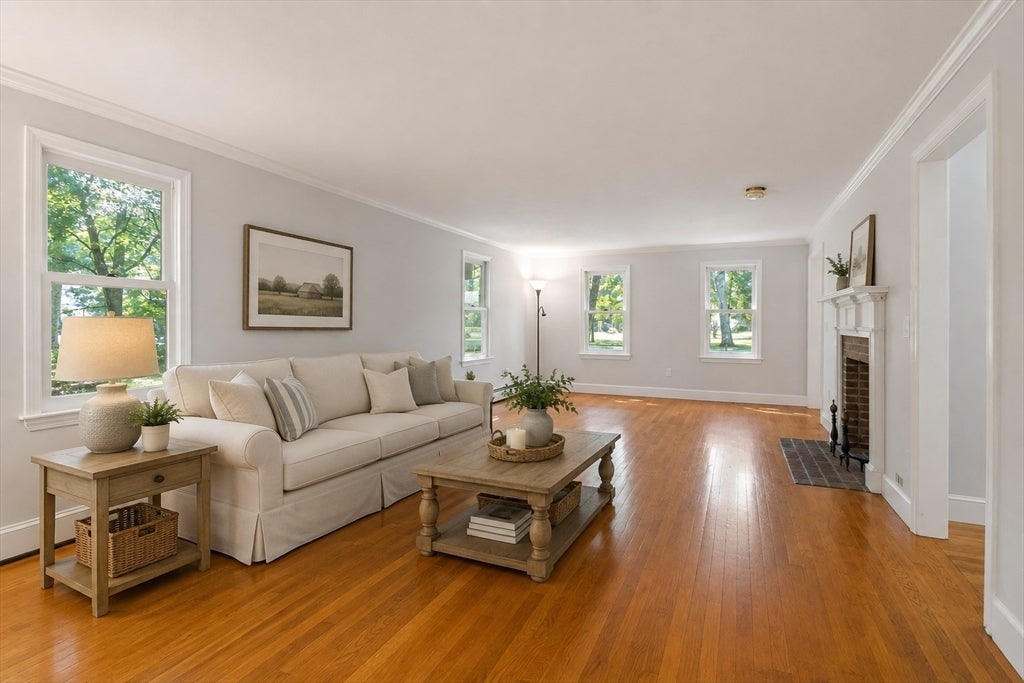 75 Elmwood Rd, Lunenburg, MA, 75 Elmwood Rd, Lunenburg, MA Photo #21