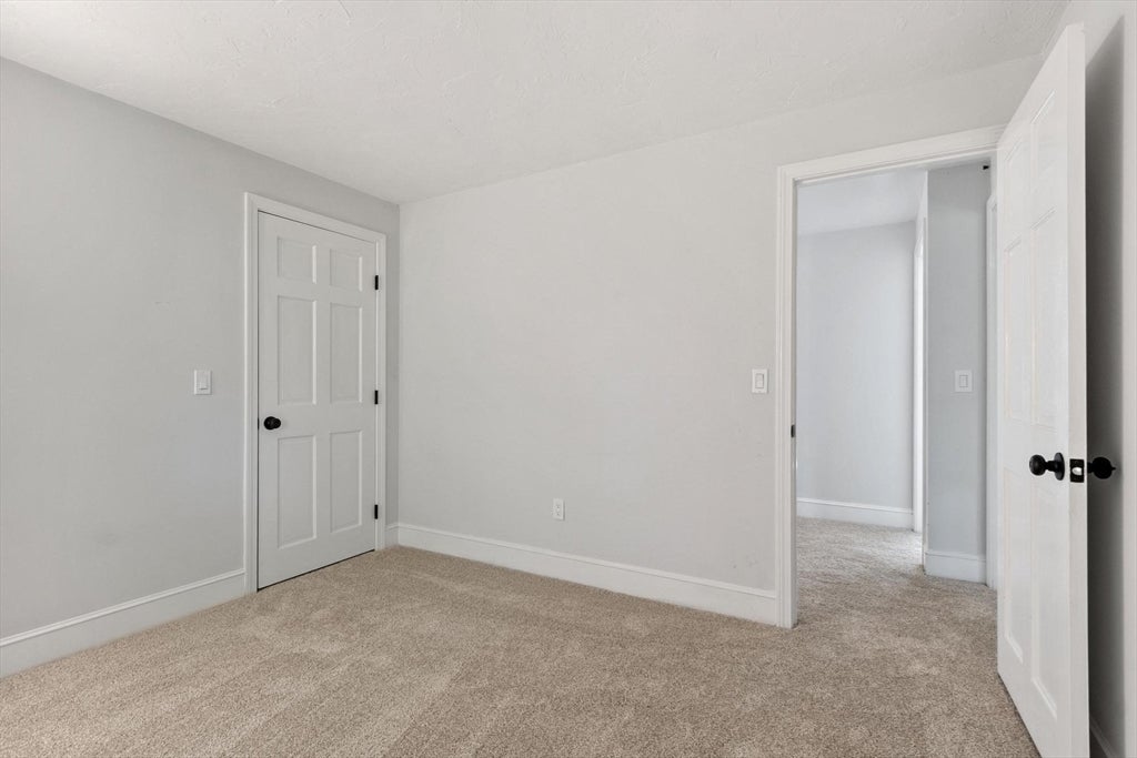 75 Elmwood Rd, Lunenburg, MA, 75 Elmwood Rd, Lunenburg, MA Photo #32