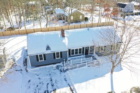 85 Braxton Rd Falmouth MA 02536