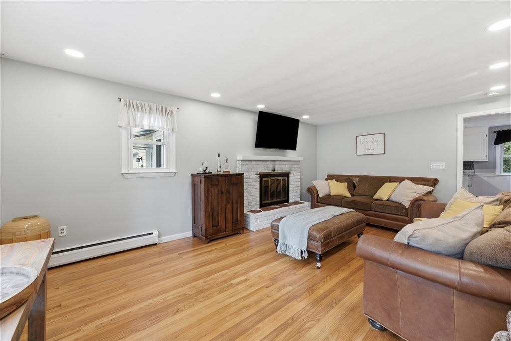28 Intervale Rd, Springfield, MA, 28 Intervale Rd, Springfield, MA Photo #6