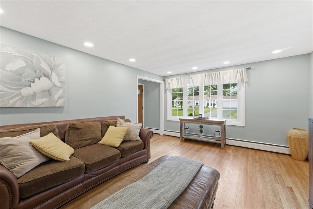 28 Intervale Rd, Springfield, MA, 28 Intervale Rd, Springfield, MA Photo #7
