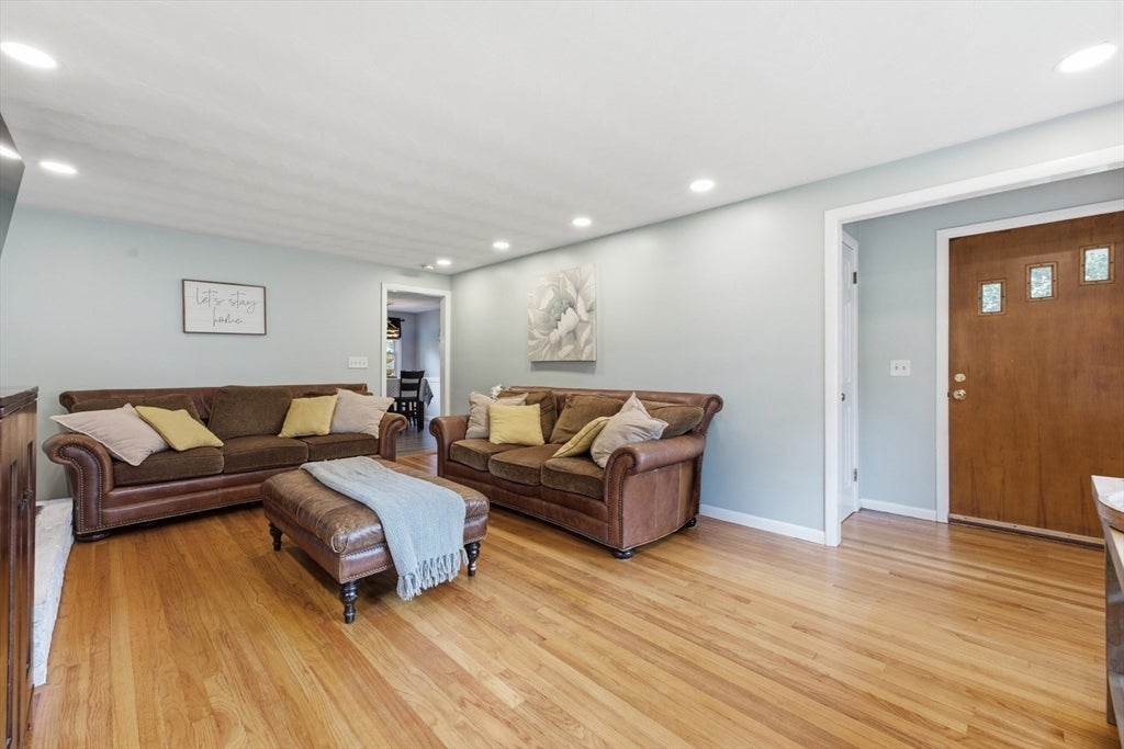 28 Intervale Rd, Springfield, MA, 28 Intervale Rd, Springfield, MA Photo #5