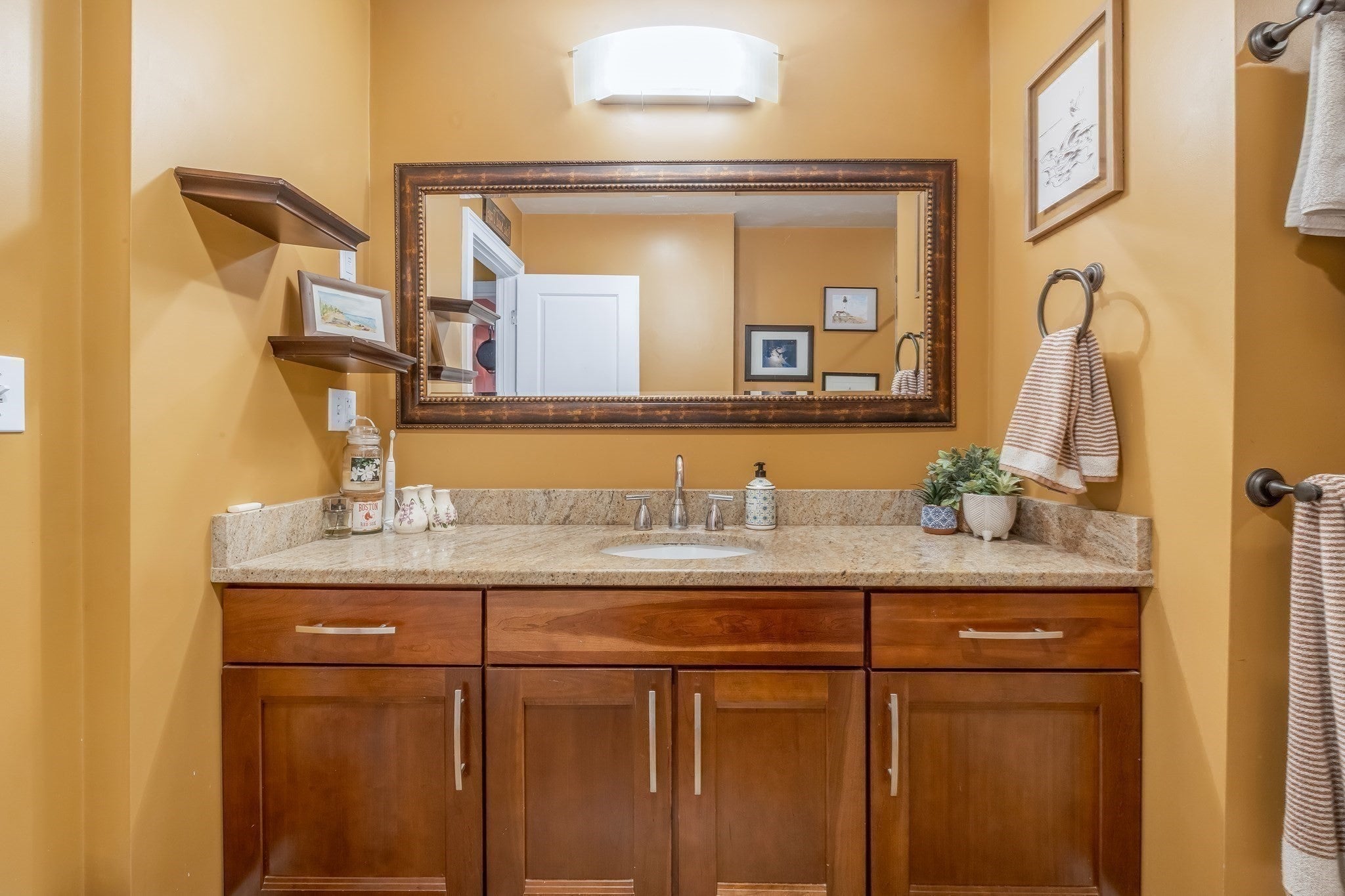 71 Romsey St #2, Boston, MA Photo #18