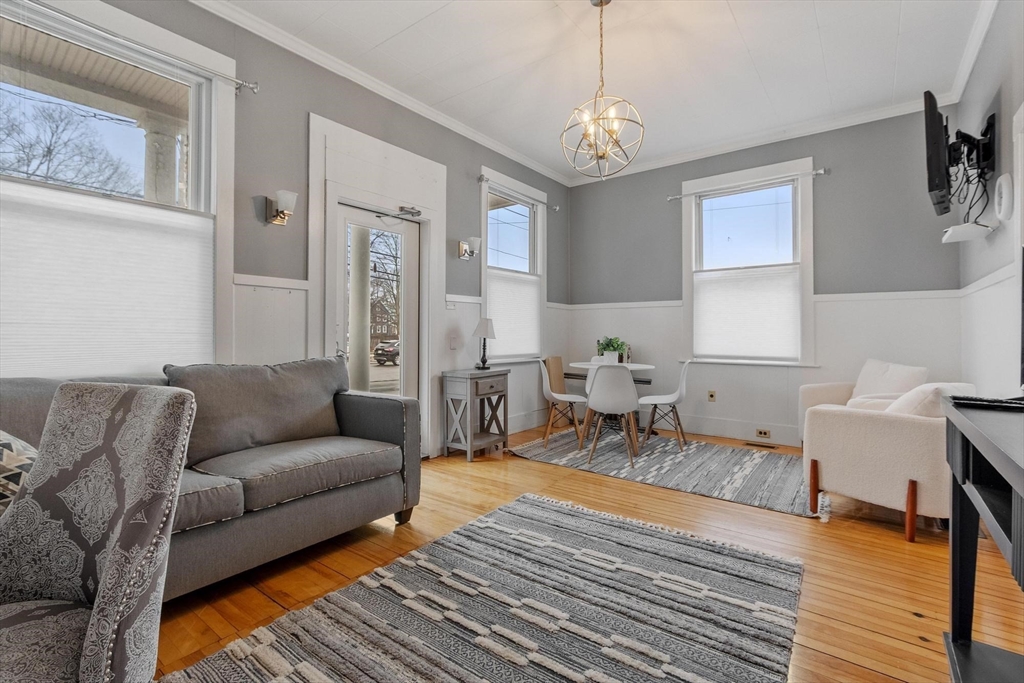 113-115 Main Street 1