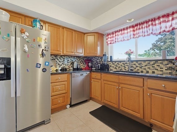 93 Rosewood Dr #93, Stoughton, MA, 93 Rosewood Dr #93, Stoughton, MA Photo #14