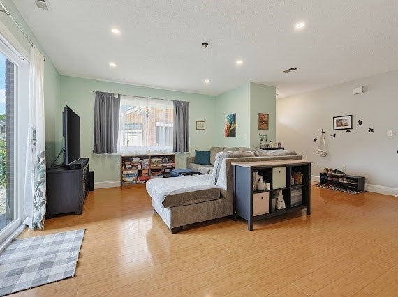 93 Rosewood Dr #93, Stoughton, MA, 93 Rosewood Dr #93, Stoughton, MA Photo #6