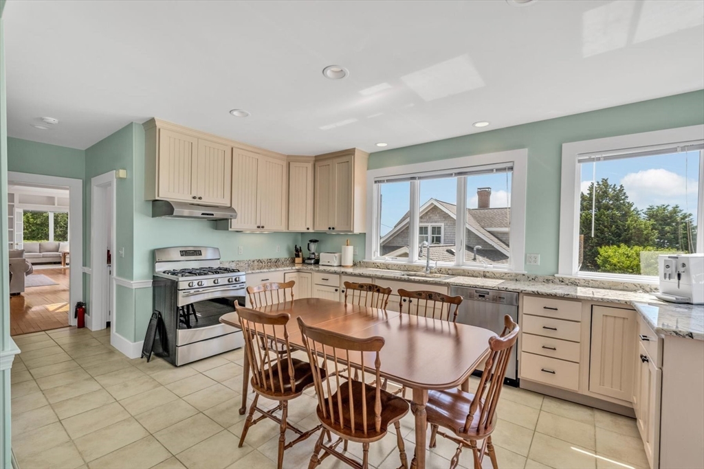 Barnstable, Massachusetts 02647, United States, 3 Bedrooms Bedrooms, ,4 BathroomsBathrooms,Residential,Active,202628